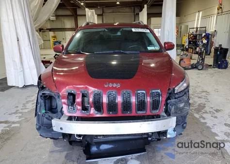 2015 Jeep Cherokee Latitude z USA, uszkodzony, nr VIN 1C4PJLCS1FW536178